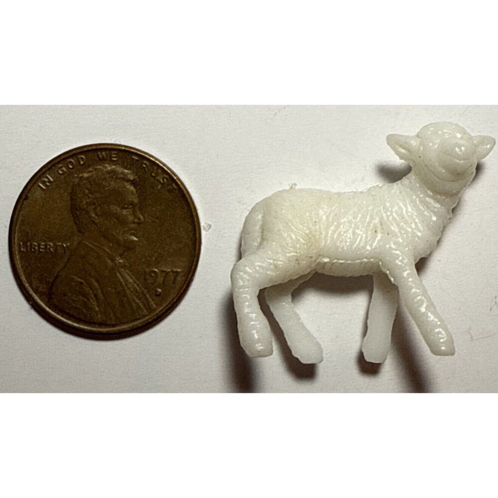 Vintage Cracker Jack Lamb Celluloid Charm 1D